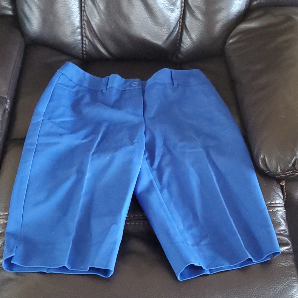 Chico's Size 0 Blue Shorts NWT Ultimate Fit